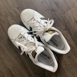 Superstars Adidas Sneakers